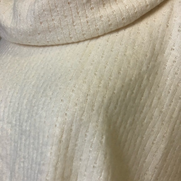 ❤️ XS ❤️ NWT Anthro Pullover Sweater Cowl Neck Ribbed Ruffled Layer​ - Picture 3 of 7